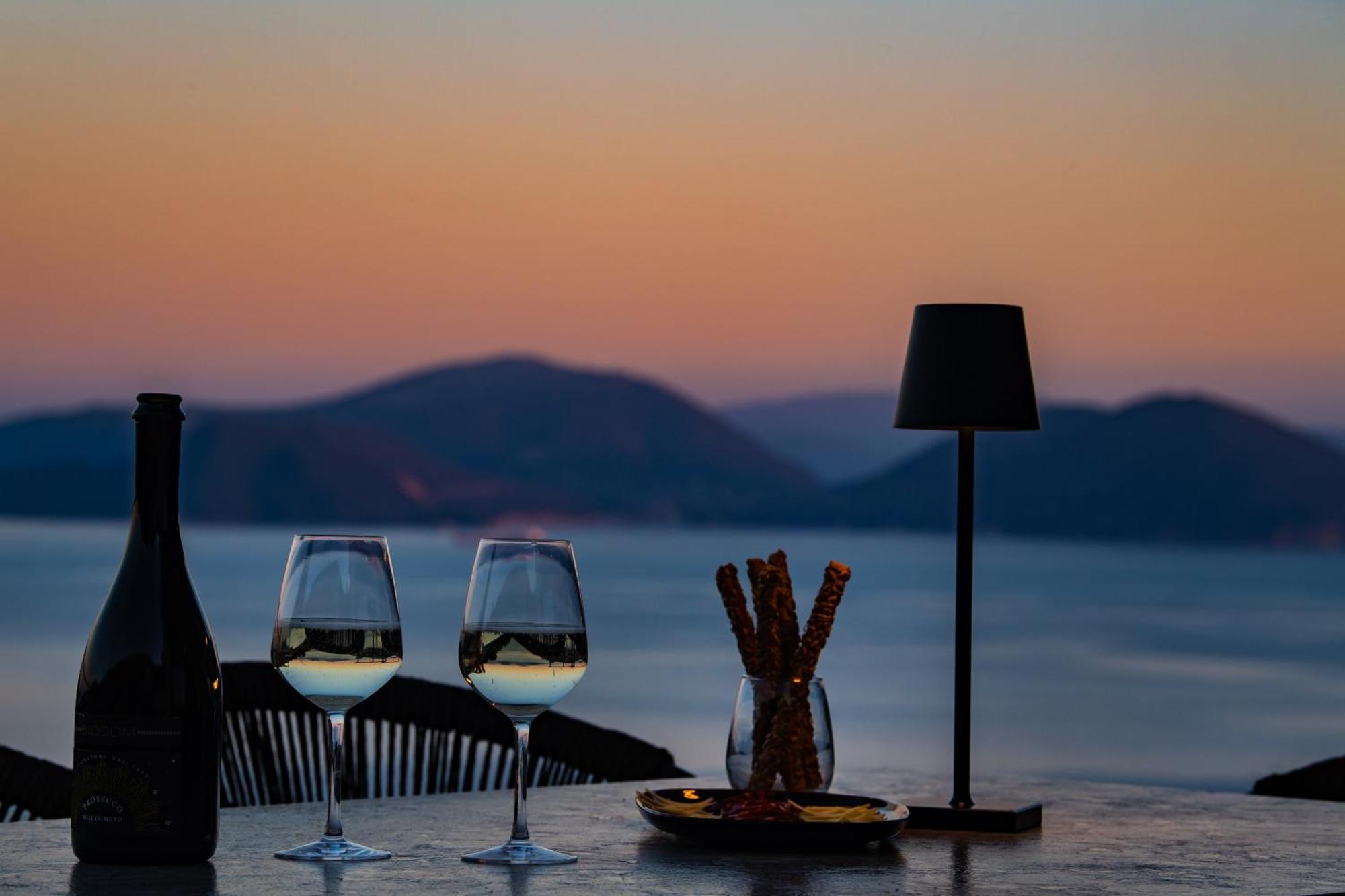 Pantea Luxury Villa Vasiliki  Exterior photo